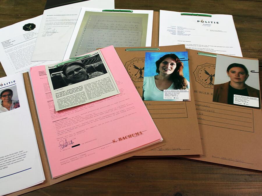 Fysiek dossiermateriaal van moordspel Practice makes perfect